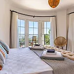 3 Bedroom Luxury In カルカン