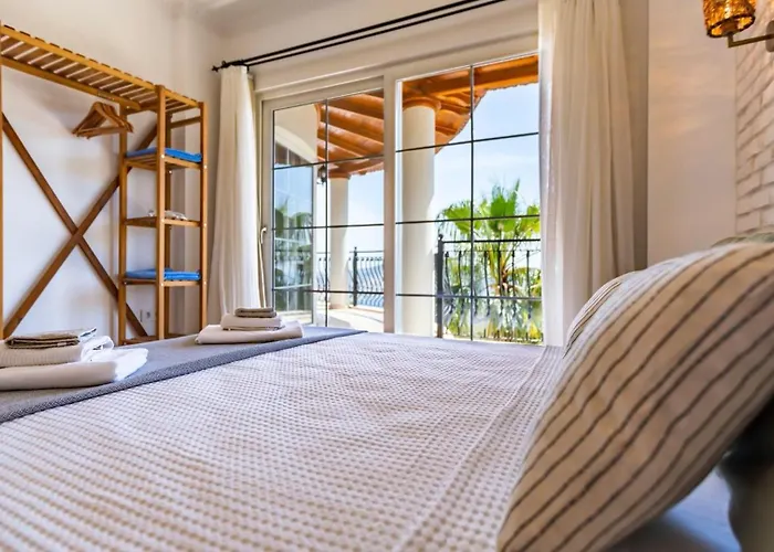 Villa 3 Bedroom Luxury Villa In Kalkan *