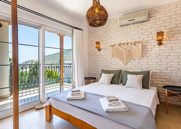 Villa 3 Bedroom Luxury Villa In Kalkan
